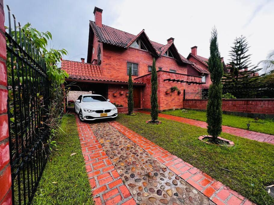 Hermosa Casa , Con Parqueadero En Rionegro Cerca Al Aeropuerto Vila Exterior foto