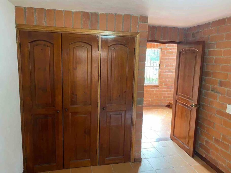 Hermosa Casa , Con Parqueadero En Rionegro Cerca Al Aeropuerto Vila Exterior foto